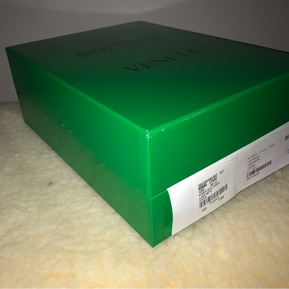 Bottega Veneta Empty Shoe Box with Dust Bags - Picture 4 of 16